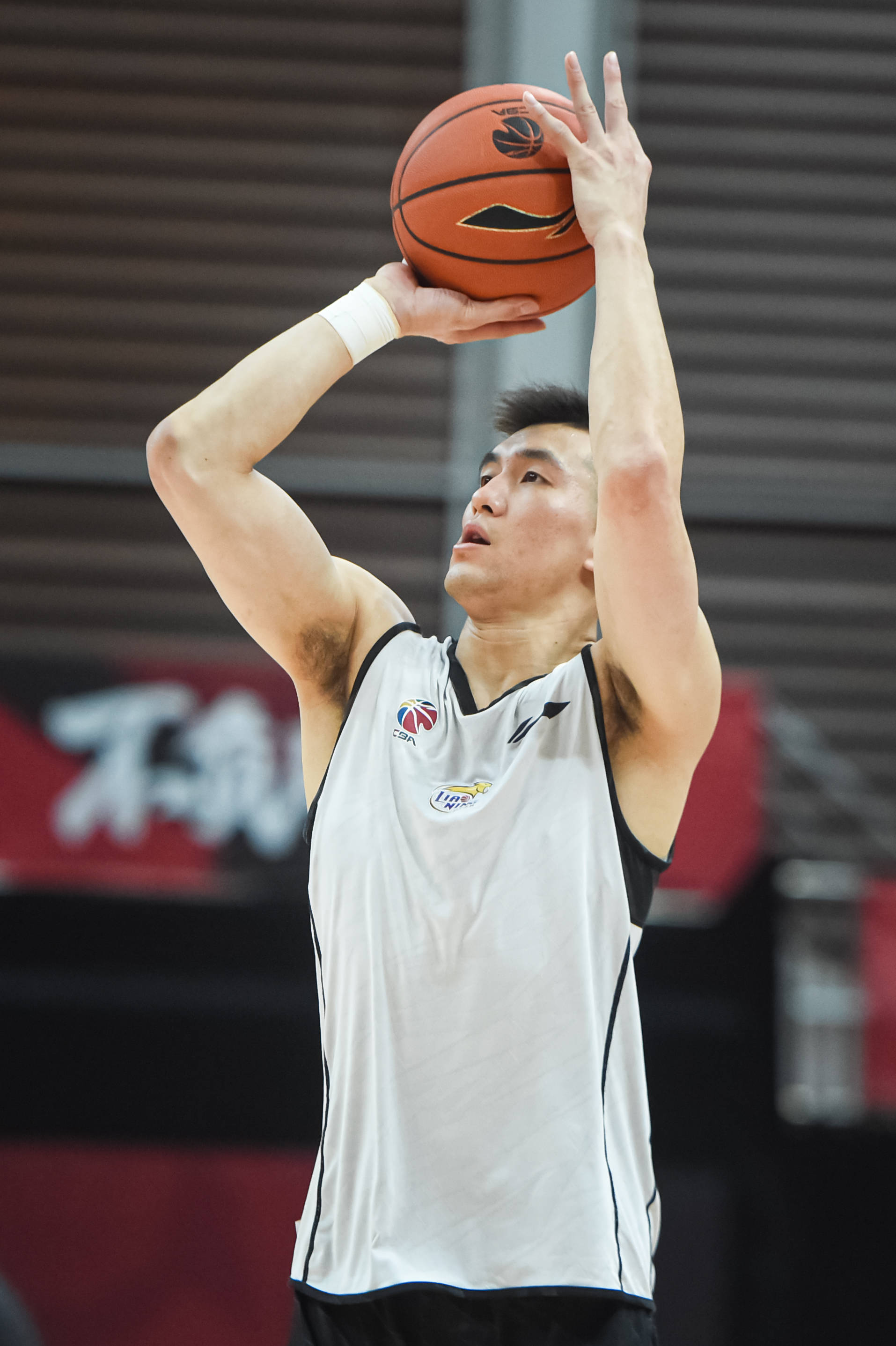 日本11月大名单：远藤航领衔，北野飒太等三名球员首次入选（日本队公布11月大名单：远藤航领衔，北野飒太等三将初次入选）