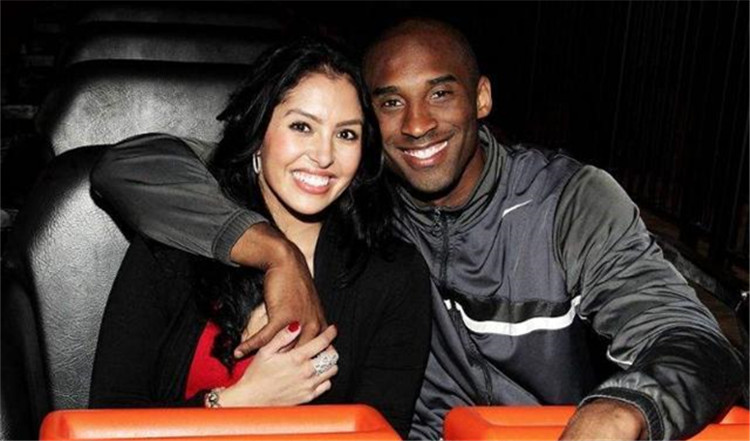 欧冠战报：马杜埃凯双响，马丁内利破门，阿森纳3-0布鲁日（欧冠综述：马杜埃凯梅开二度，马丁内利建功，阿森纳3-0完胜布鲁日）