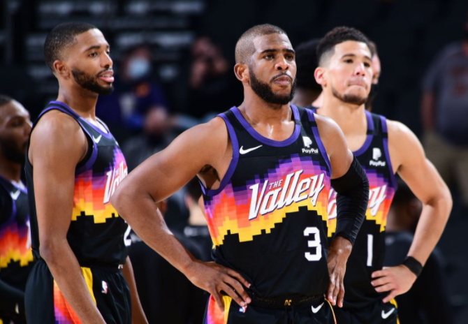 4次超越因扎吉，姆巴佩是欧冠客场戴帽次数最多的球员（姆巴佩4次欧冠客场戴帽，超越因扎吉成史上最多）